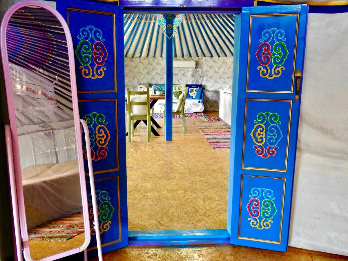 Exclusive Nirvana Yurts Glamping Káto Drys